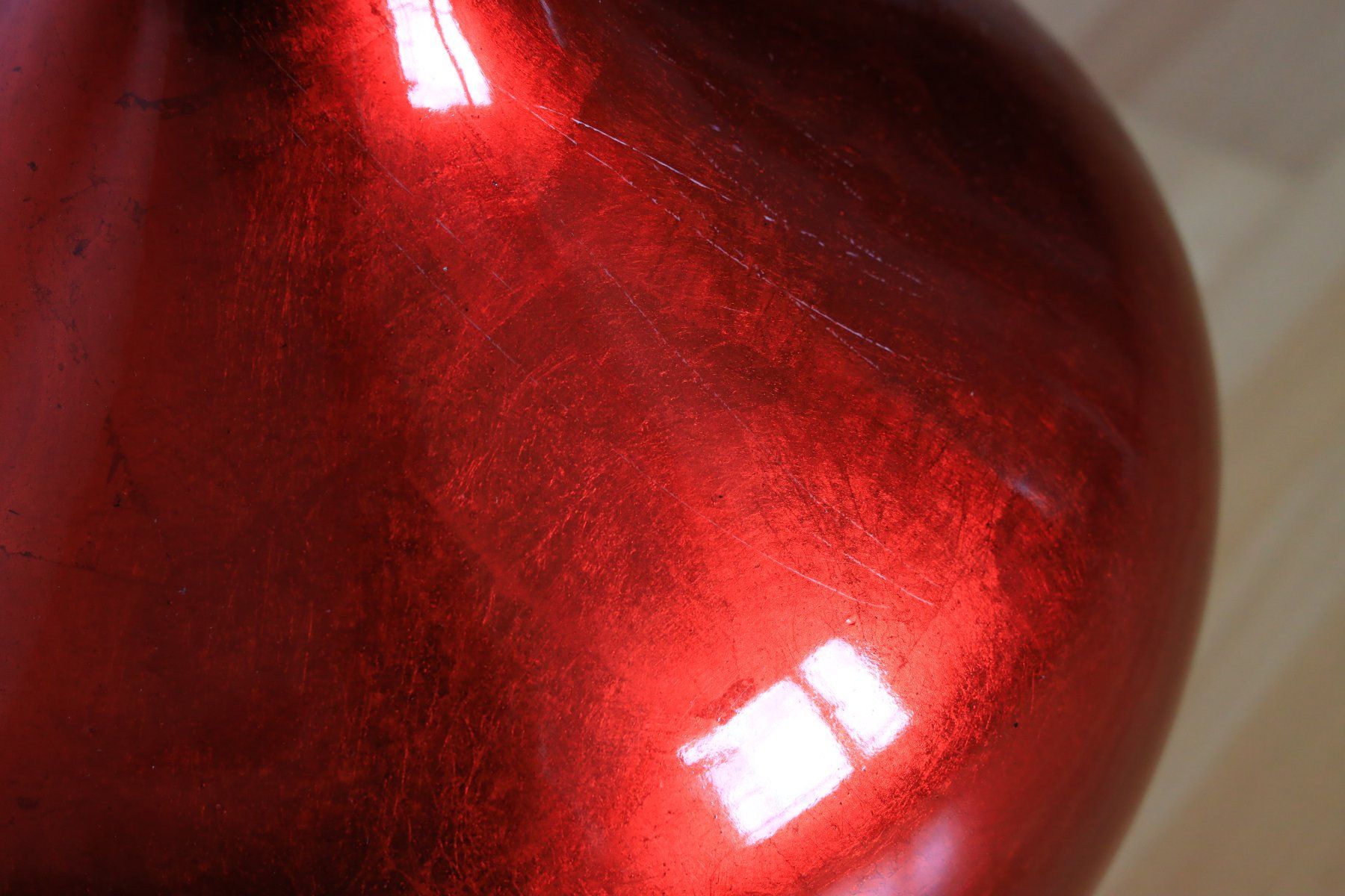 Vasen & Gefässe: Deko Vase rot metallic – Gebraucht aus Rikon im Tösstal von Sunsetbay 2
