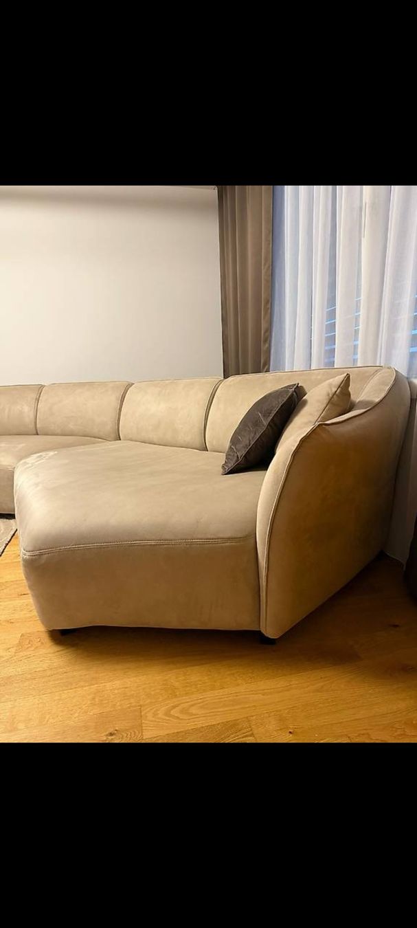 Divani: Design Ecksofa Beige ca. 480cm neuwertig – Usato da Altenrhein venduto da C.25 1
