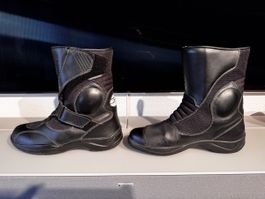 Robuste Tourentöffstiefel, Gr. 41, wasserdicht