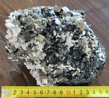 Wunderschöne Pyrit-Quarz Mineralien Stufe - Sammlerstück!