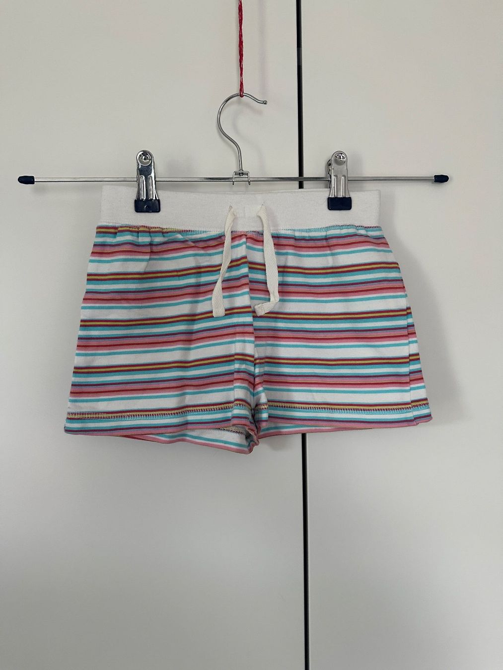 Hosen: Gestreifte Sommershorts, Grösse 116, – Gebraucht aus Wagenhausen von vintagesecondhand
