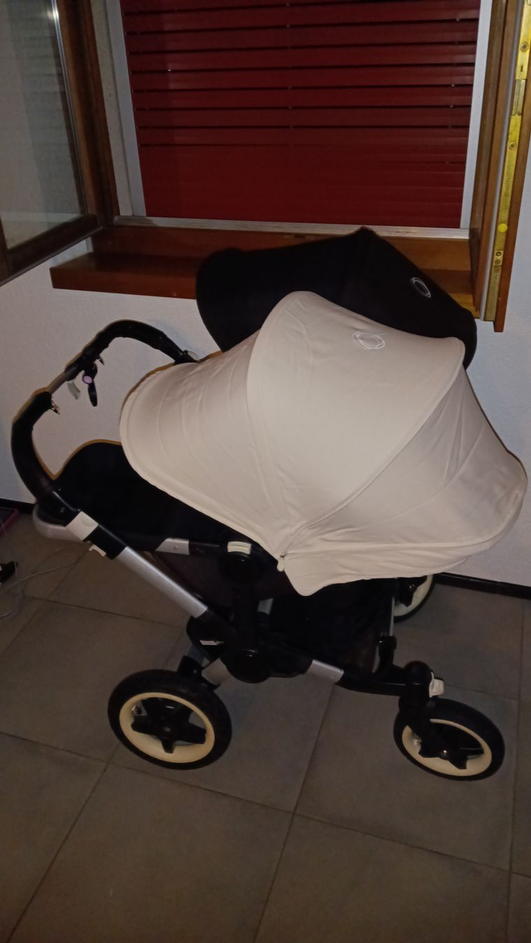 Bugaboo Carrozzine: Bugaboo donkey – Usato da Lengnau BE venduto da ala_6gq5 1