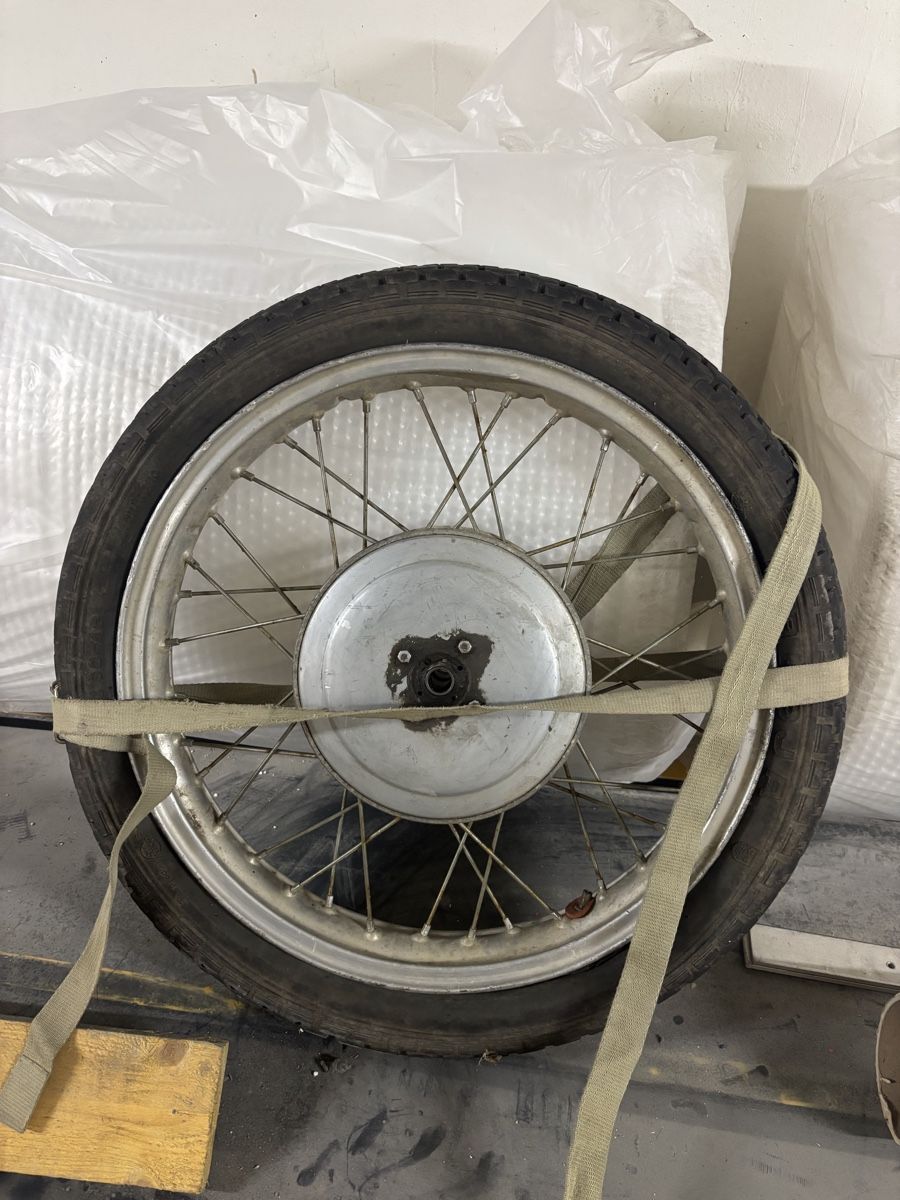 Pneumatici & Ruote complete: BMW R27 – Usato da Gossau SG venduto da N.Damann.GmbH 4
