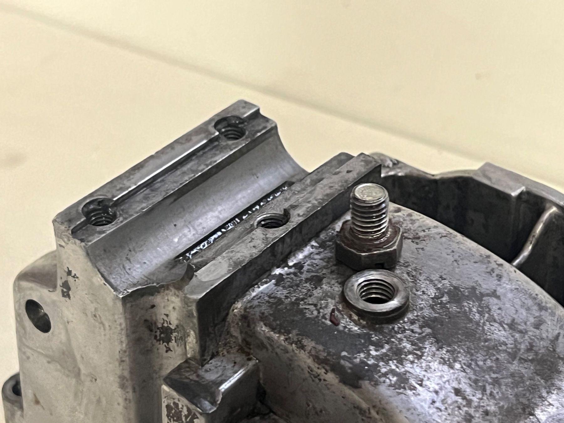 Puch Parti ricambio per ciclomotori: Puch Maxi E50 4 Lager Motor Gehäuse Motorgehäuse – Usato da Steffisburg venduto da FlorianJohner 8