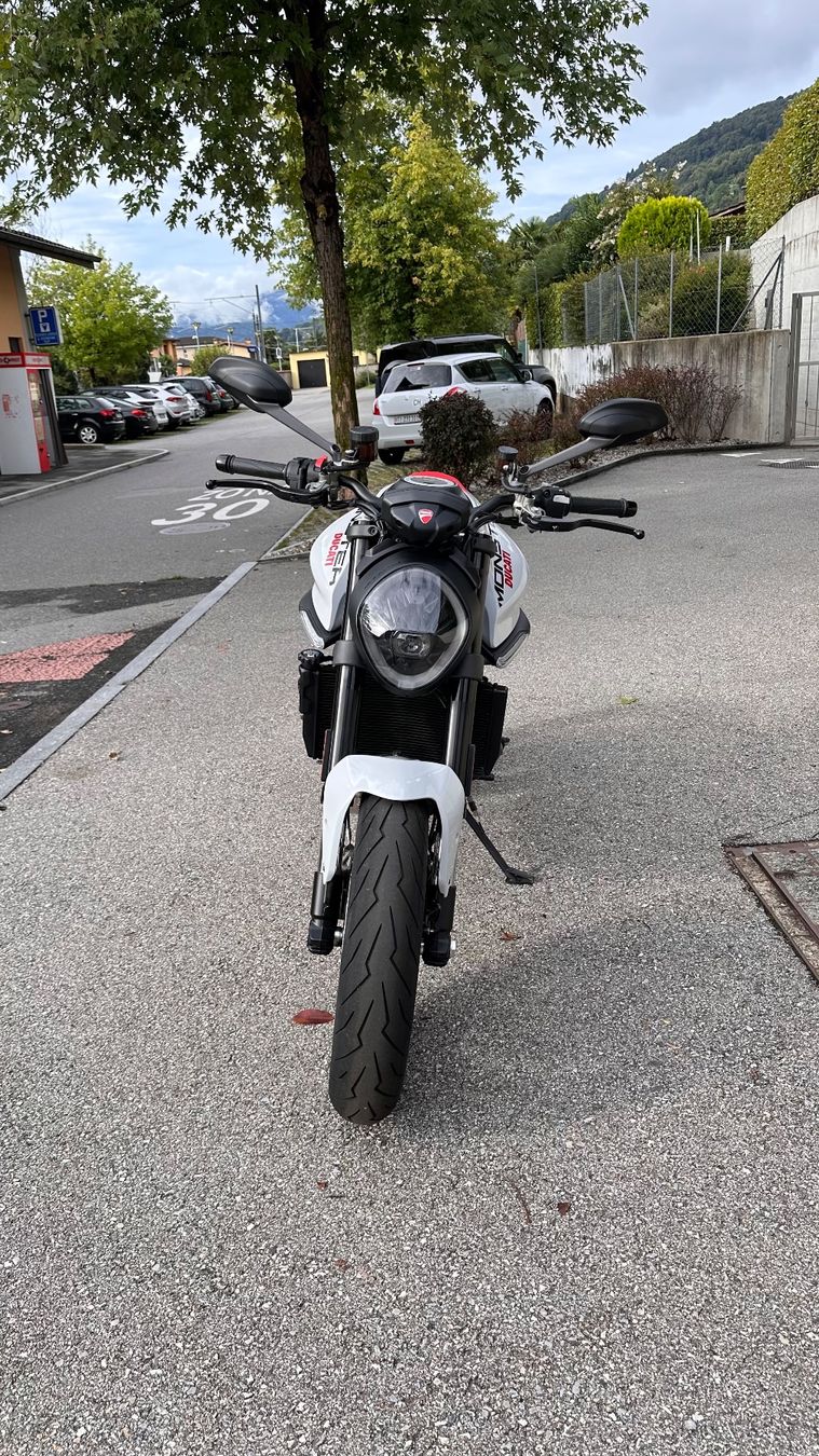 Ducati Strada: Ducati monster – Usato da Bioggio venduto da Vespascout 6