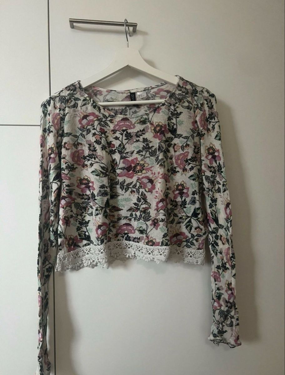 Pullover & Sweatshirts: PULLOVER GRÖSSE M – Gebraucht aus Dübendorf von ali_g7p8