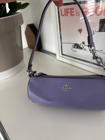 COACH Nolita Barrel Bag Leder Flieder NEU