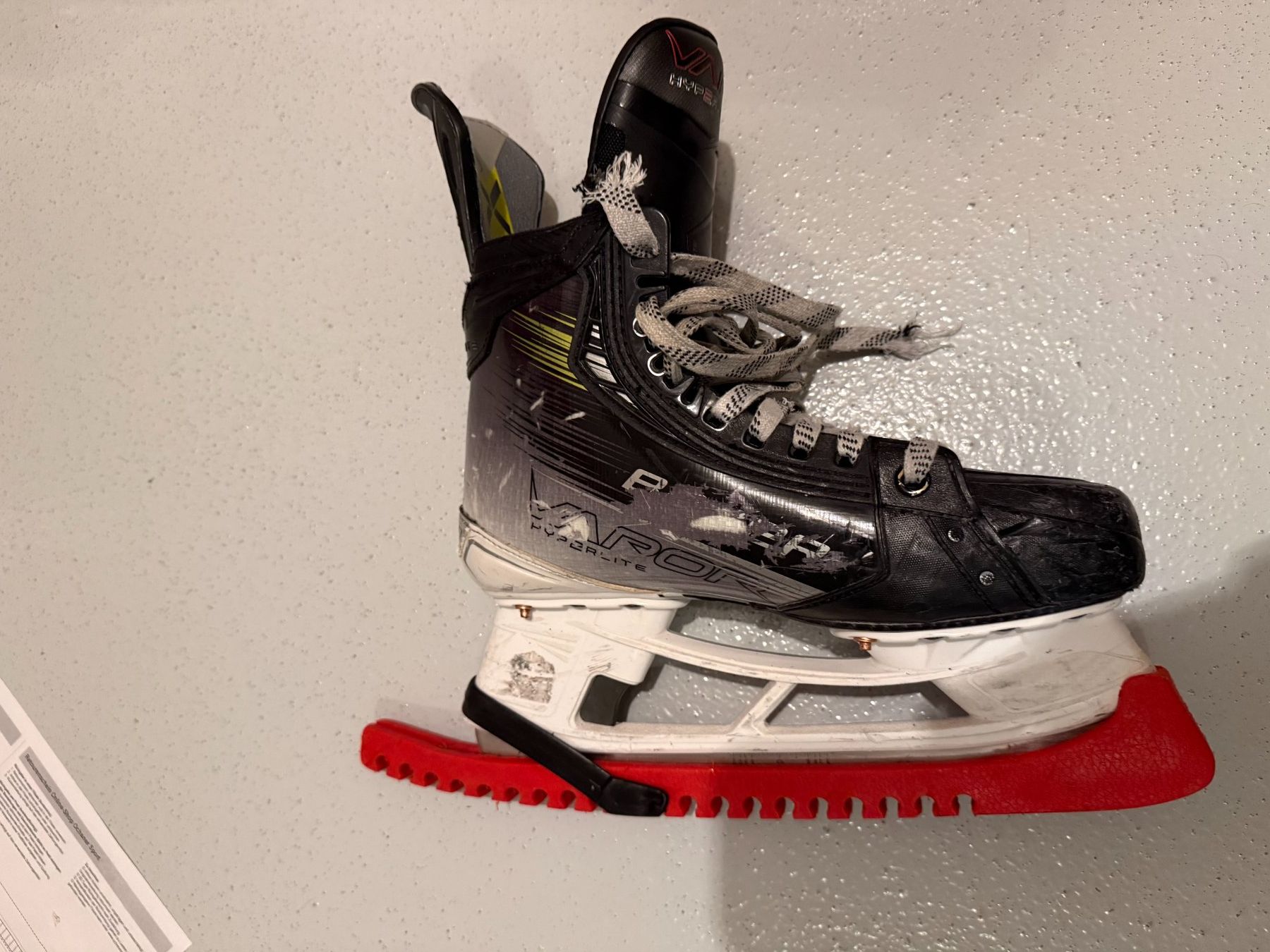 Bauer Pattini da ghiaccio: Bauer Vapor Hyperlite 2  – Grösse 7 Fit 1 – Usato da Nänikon venduto da beatom01 2