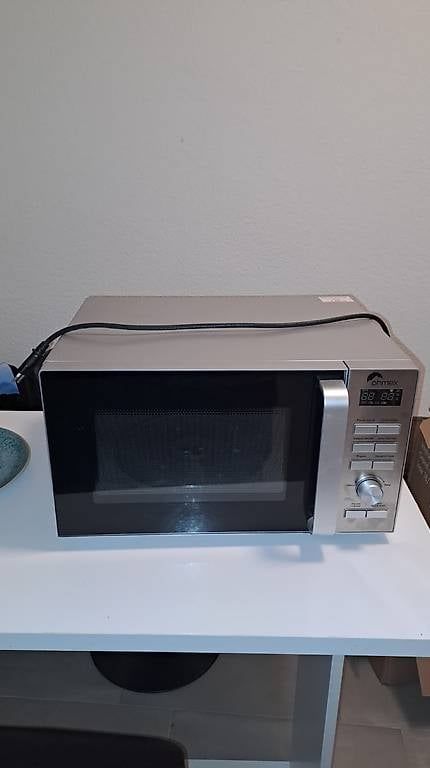Ohmex Forni: Four micro-ondes Ohmex 25L - MWO-2588-DG – Usato da Neuchâtel venduto da mar_fjv9 1