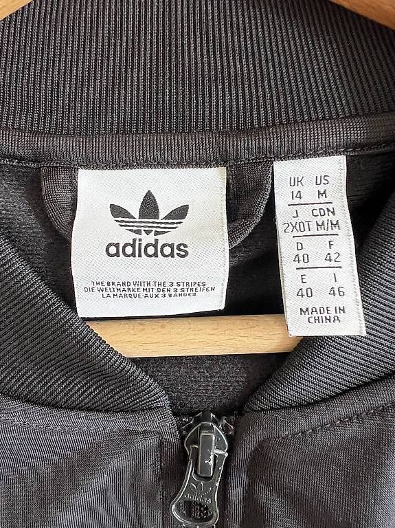 Jacken: Adidas Jacke – Gebraucht aus Zürich von live06 2