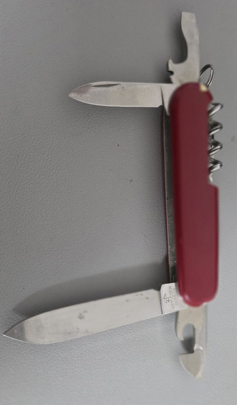 Victorinox Coltelli tascabile: Victorinox Officier sackmesser – Usato da Niederuzwil venduto da 262305 3