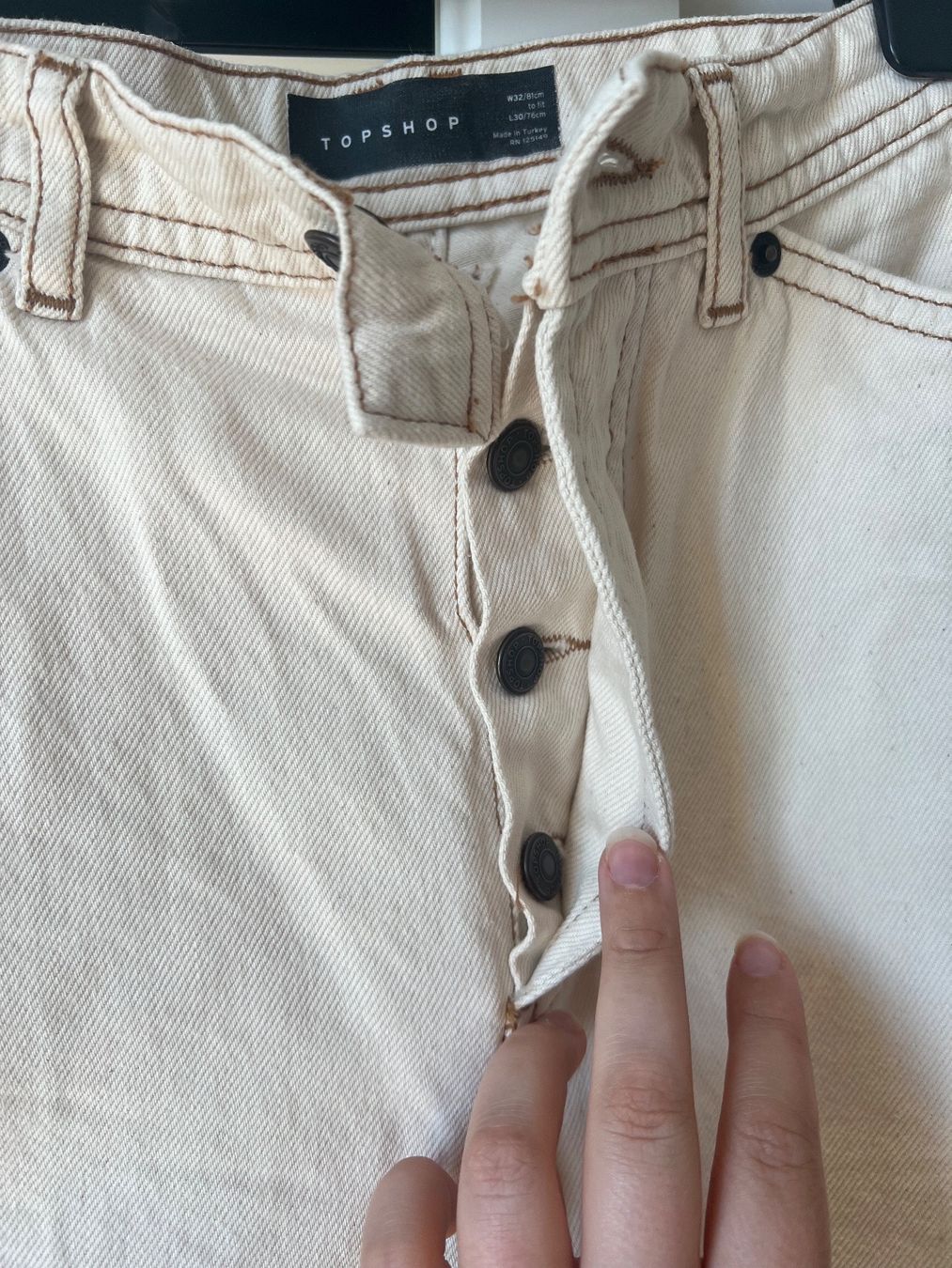 Topshop Jeans: Jeans large crème Topshop 32x30 – D'occasion à Neuchâtel par Thesebootsaremadeforwalking 3