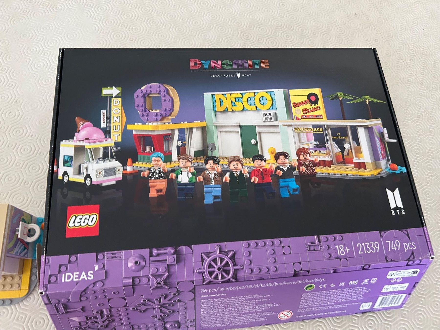 Lego Kit di costruzioni: LEGO Ideas 21339 - BTS Dynamite – Usato da Arbedo venduto da nadia1973 1