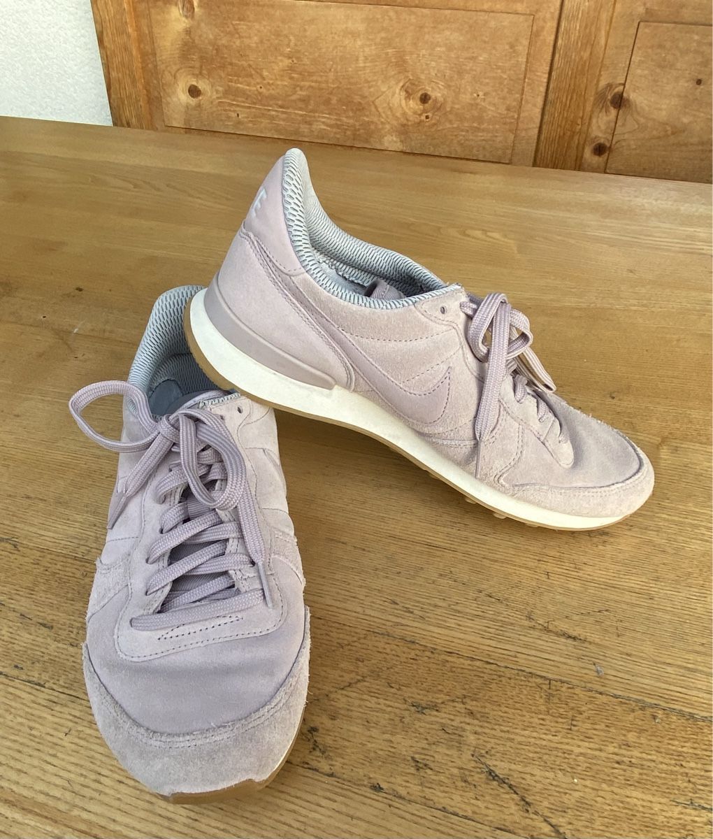 Nike Scarpe da donna: Nike Sneaker Schuhe Gr. 40 rosa – Usato da Fislisbach venduto da KolibriSecondhand 4