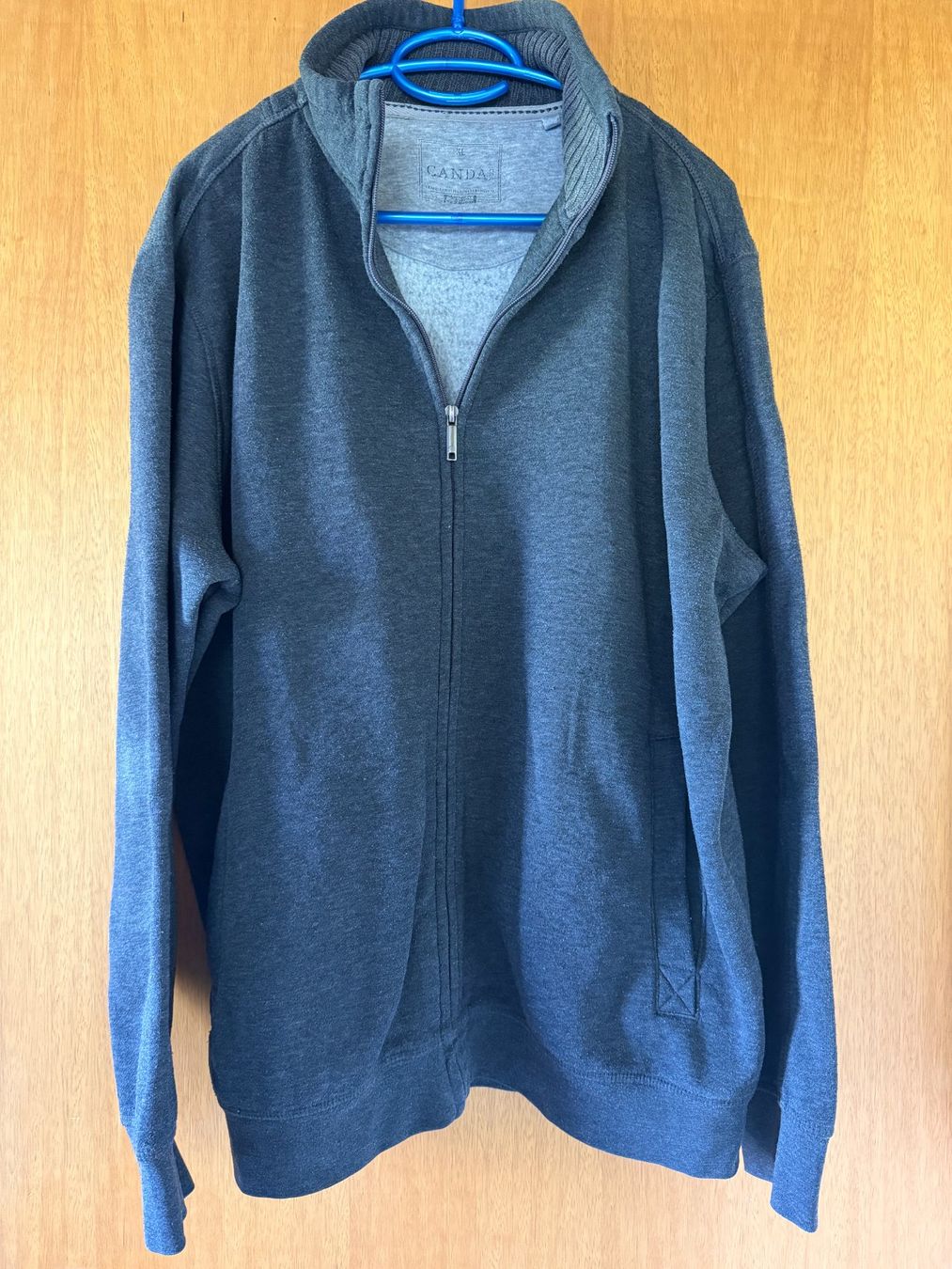 Giacche: Herren Strickjacke Canda anthrazit Grösse XL – Usato da Brunnenthal venduto da Eco07