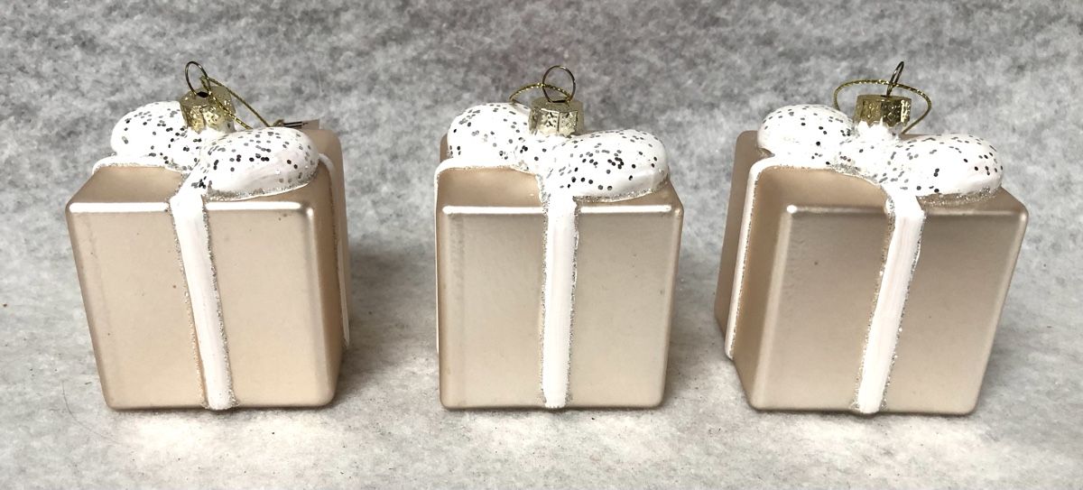 Alle Dekorationen: Baumschmuck..Neu.. – Neu (gemäss Beschreibung) aus Hünenberg von Smile77.. 1