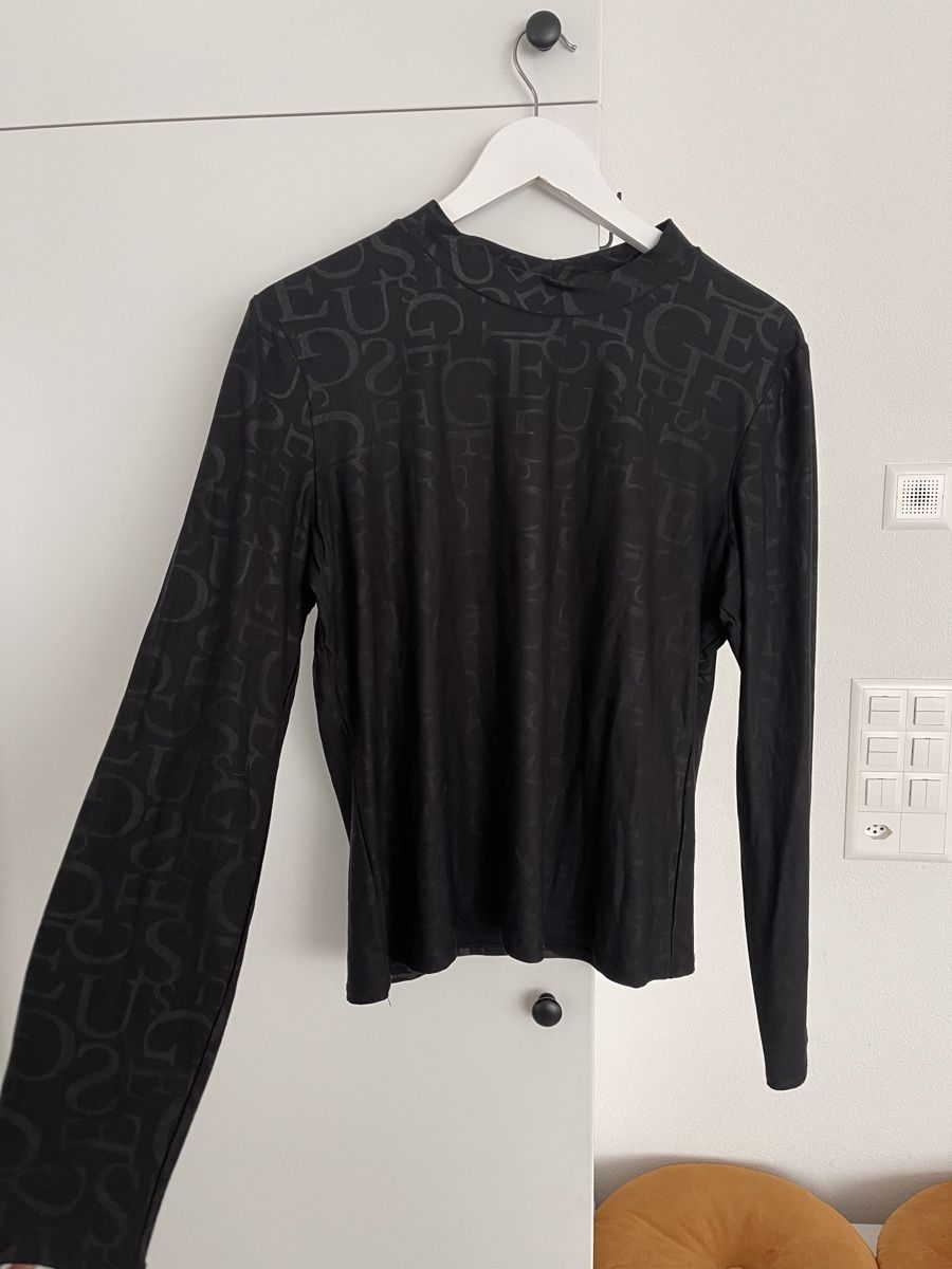 Guess Maglioni & Felpe: Guess Turtleneck mit Logo – Usato da Zürich venduto da mel_87ct