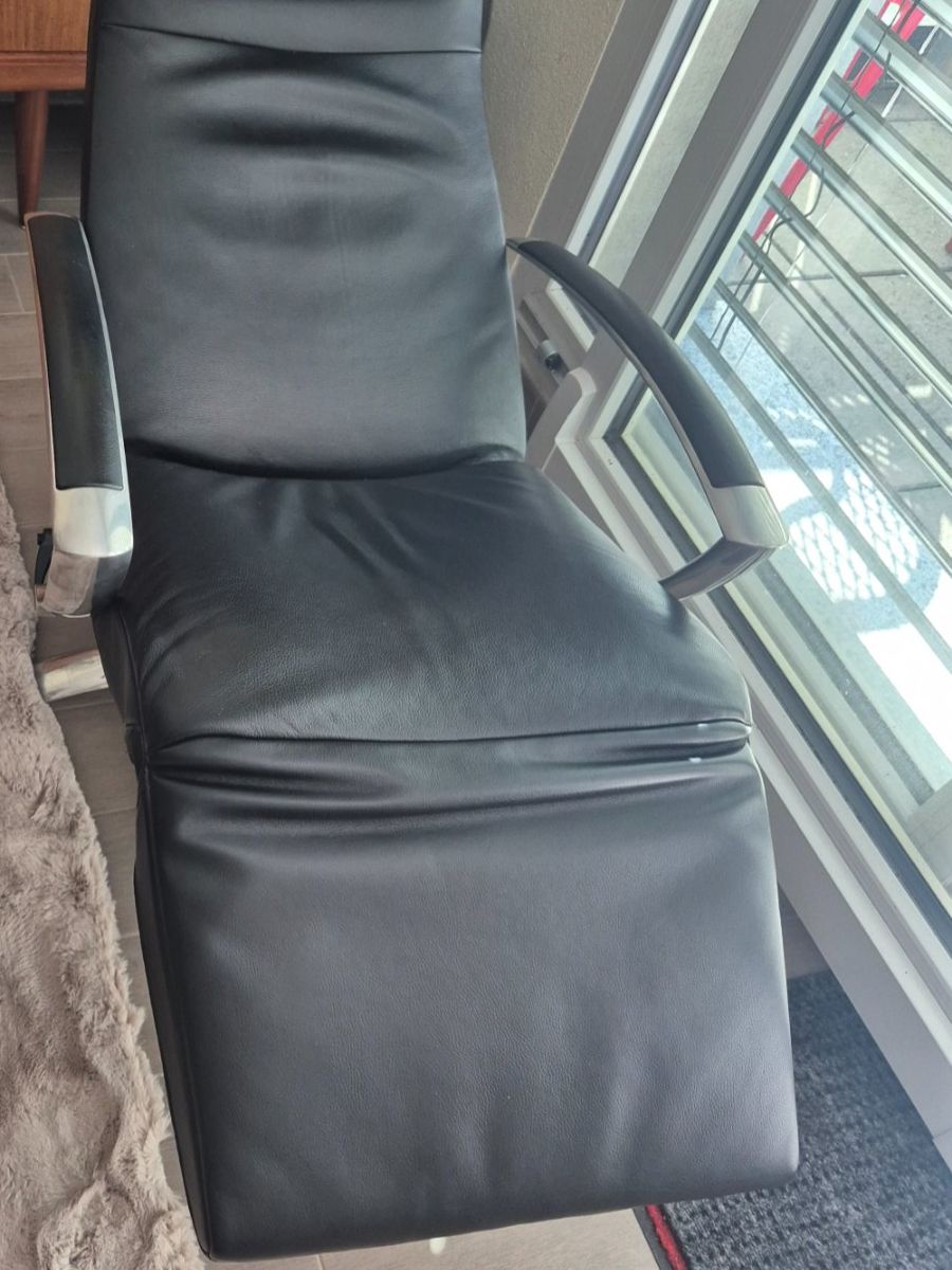 Jori Poltrone: Fauteuil relax cuir noir Jori – Usato da Fully venduto da tameab 3