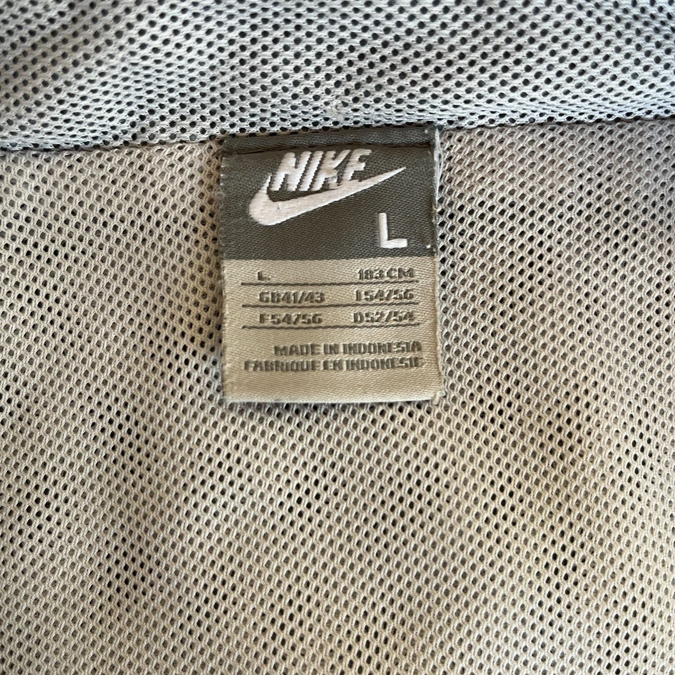Nike Giacche: Vintage Nike Trackjacket (L) – Usato da Chamoson venduto da Sapoloshop 3