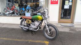 Suzuki GT 250 Oldtimer Motorrad, zum Fertigstellen Jg.76