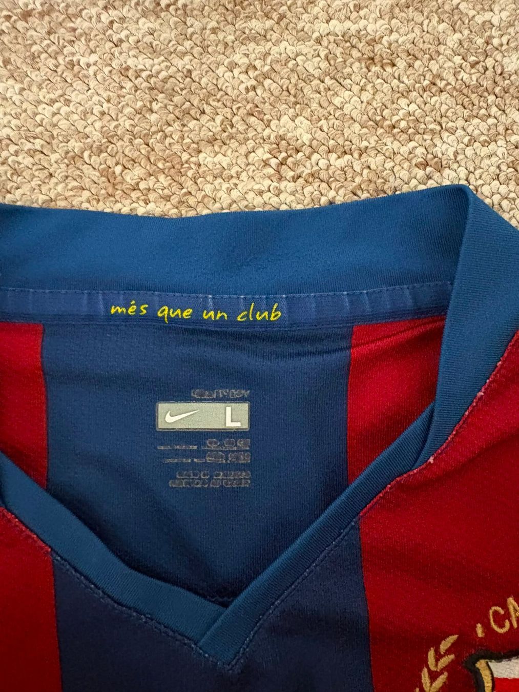 FC Barcelona Trainer, Turnhosen & -trikots: FC Barcelona Trikot original – Gebraucht aus Adliswil von thiago1995 4