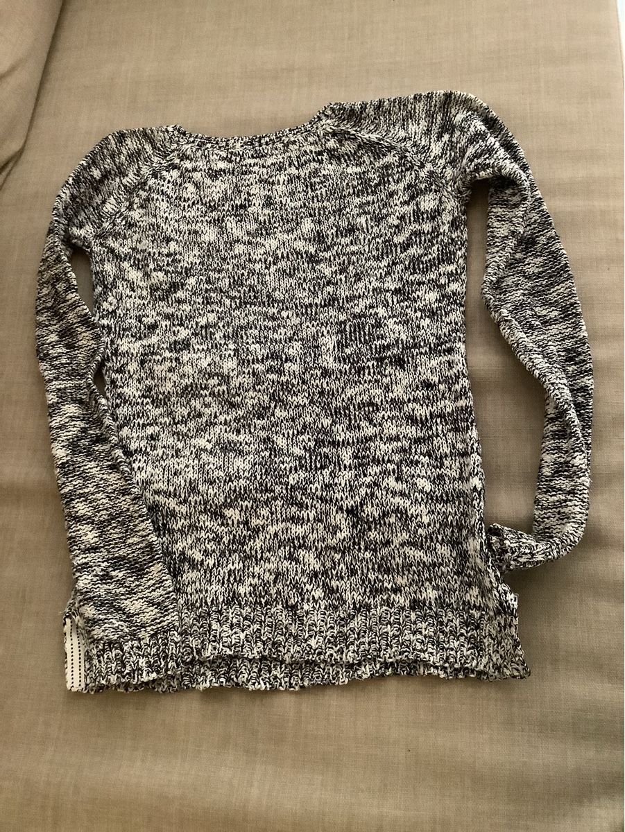 Pullover & Sweatshirts: Winter pullie lady size S – Gebraucht aus Zürich von eli_685m 2