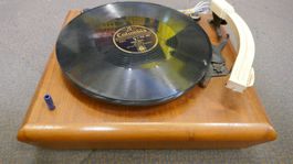 Antiker Thorens Plattenspieler