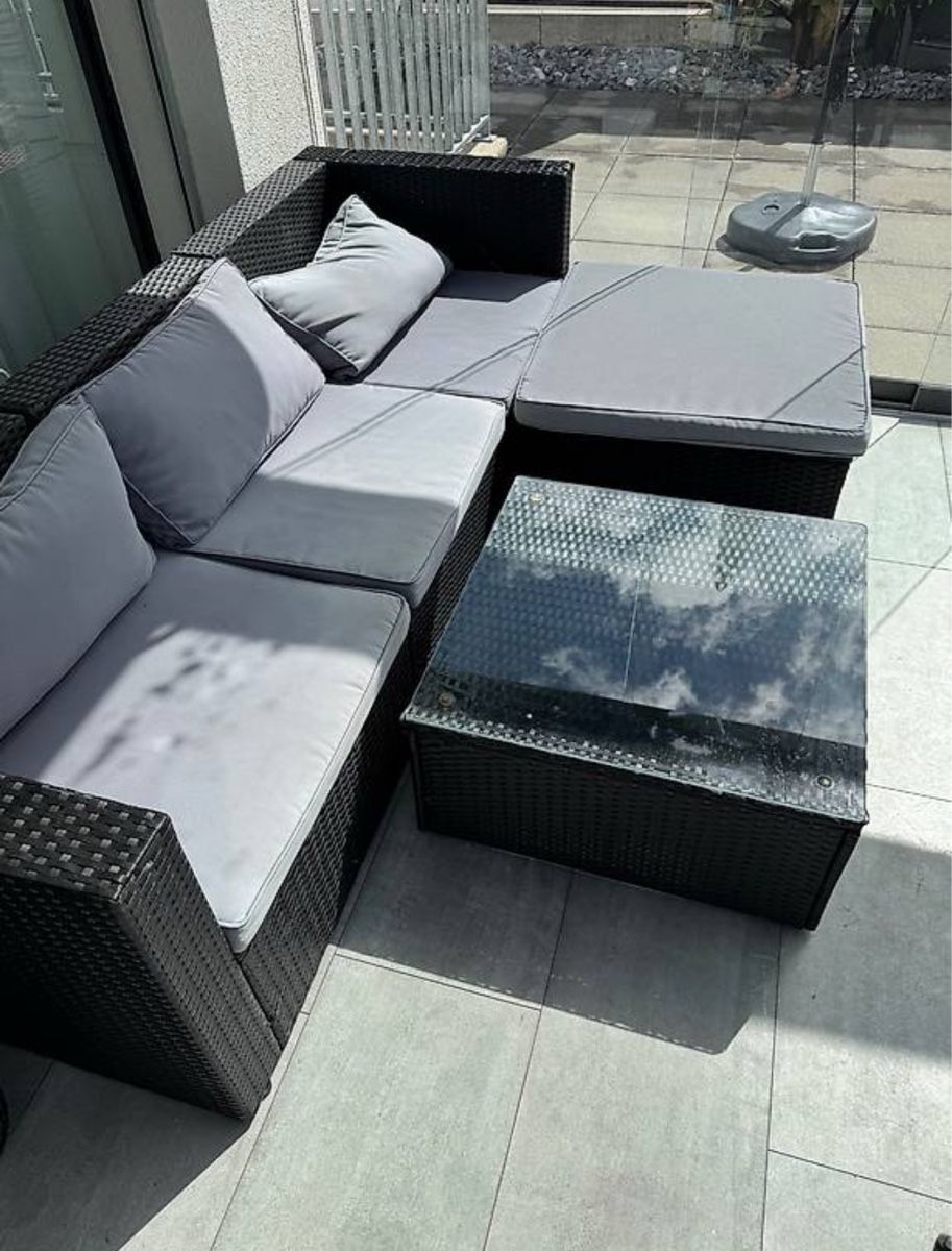 Tische: Rattan Tisch – Gebraucht aus Zürich von Privat4444 2