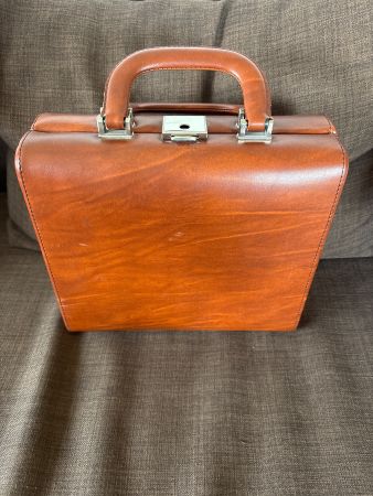 Kleiner Koffer Vintage