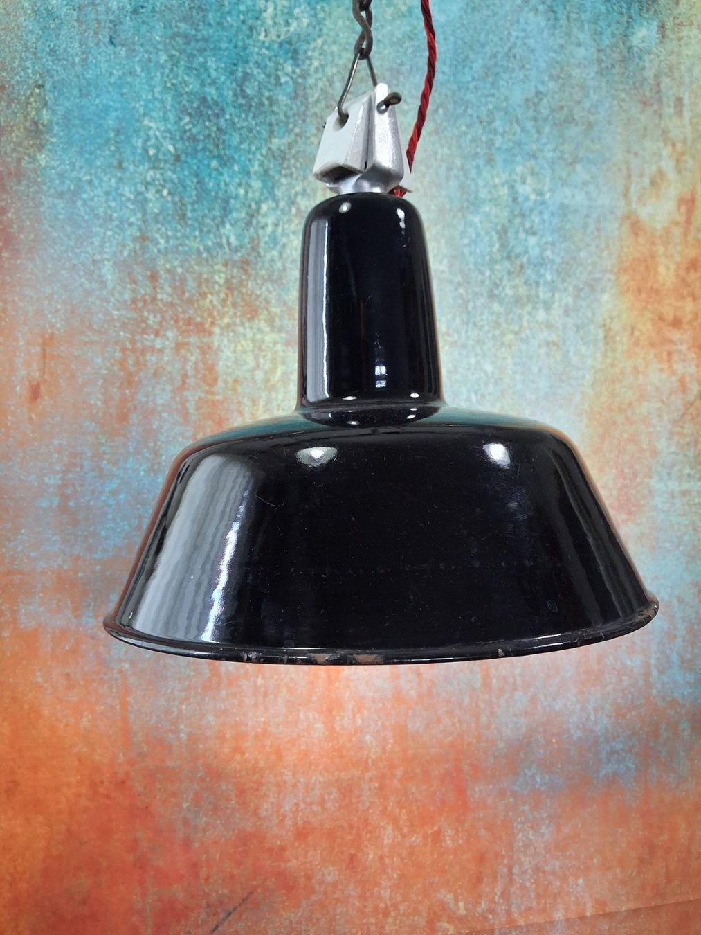 Lampen: Restaurierte Emaille Industrie Lampe – Gebraucht aus Winterthur von lampenretter 1