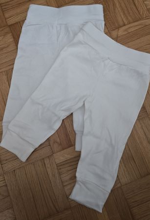 2x Baby Hosen Weiss Gr. 68 / 3-6Mt.