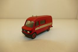 Solido 1:50: Mercedes 407 D Feuerwehr Einheit 1
