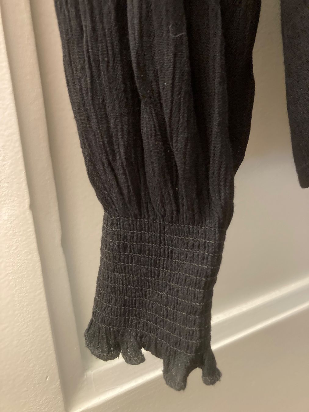 Camicette: Schwarze Bluse mit Spitze, Grösse S - M – Usato da Winterthur venduto da Arunasu 1