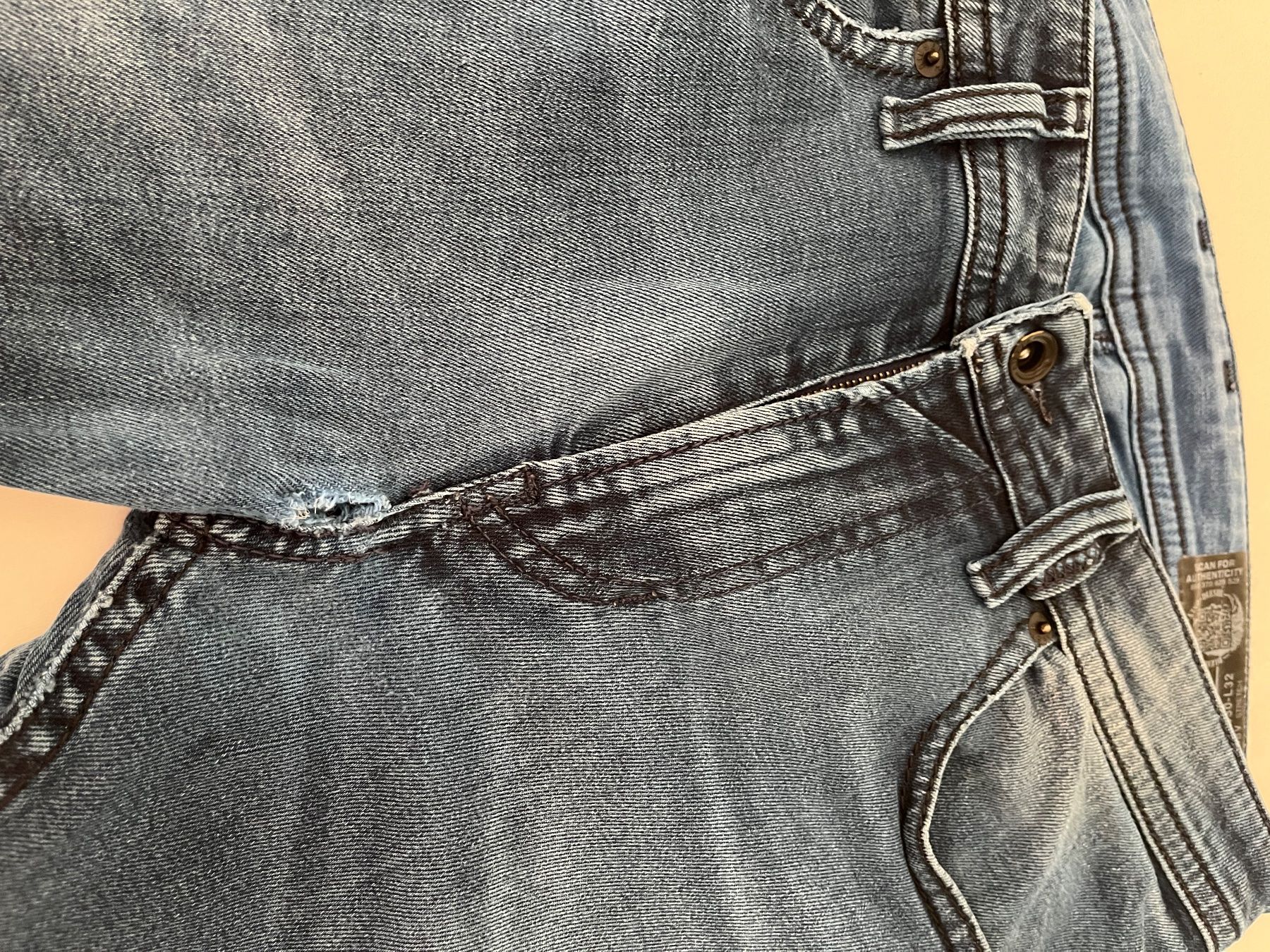 Diesel Jeans: DIESEL Herren Jeans Gr. 30/32 – Usato da Zug venduto da Nickwalks999 3