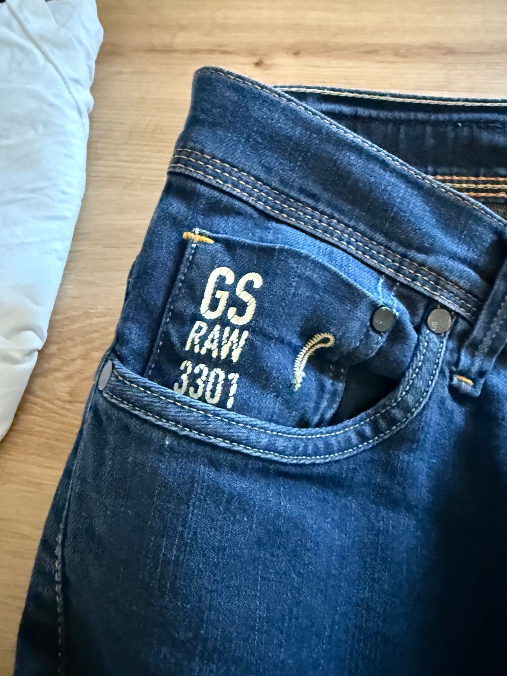 G-Star Pantaloni: Jeans G-Star Gr. 32 – Usato da Willisau venduto da dor_xp9g 3