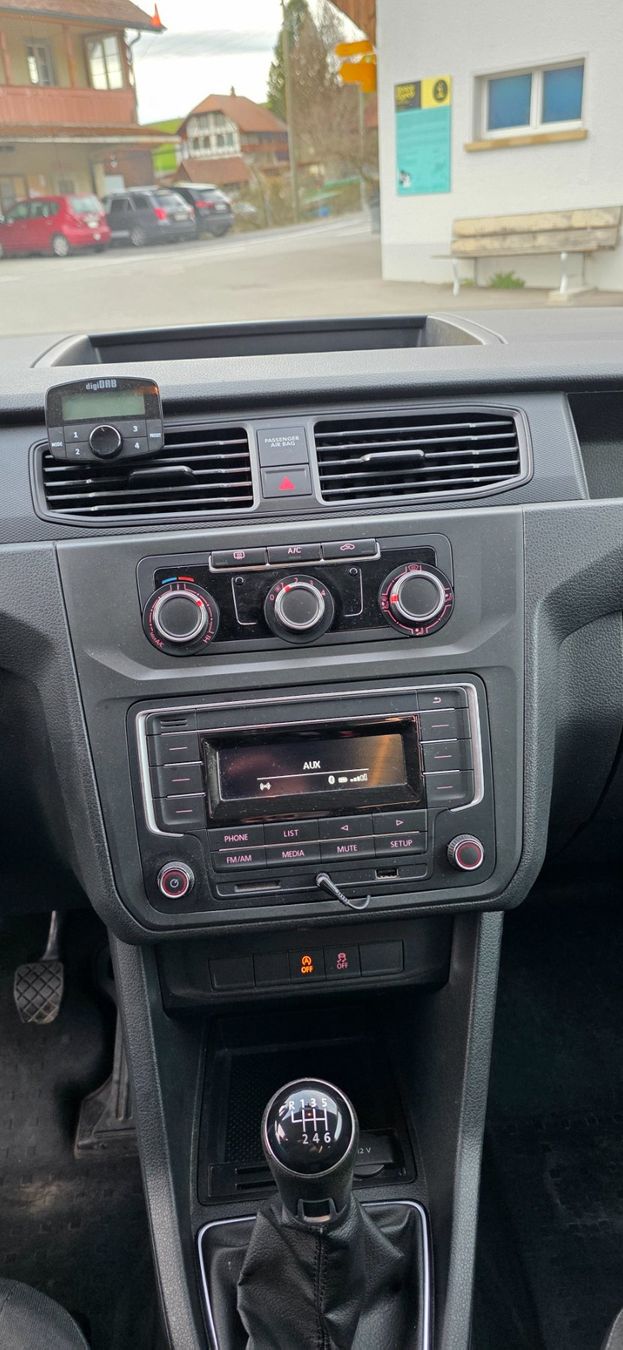 VW Nutzfahrzeuge: VW Caddy 2,0l Diesel 4 Motion – Gebraucht aus Gasel von Like07 6