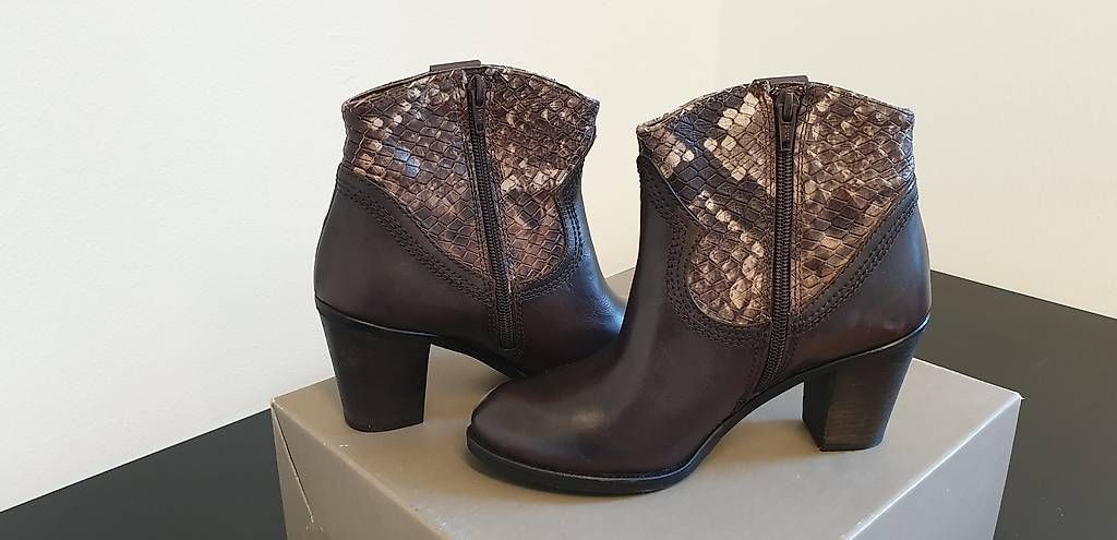 Tosca Blu Scarpe da donna: Tosca blu Stiefelette Gr. 36 – Nuovo (secondo la descrizione) da Kreuzlingen venduto da gogi3