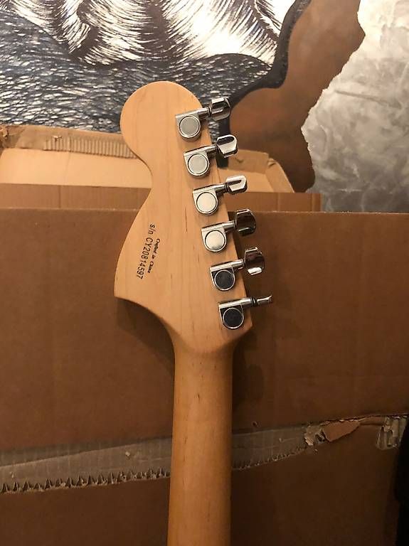 Strumenti musicali: Fender squier stratocaster standard 20 eme anniversaire – Usato da Crissier venduto da Crettexj 3
