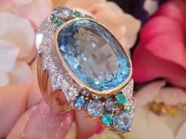 25 Carats 80’s Sta. Maria Aquamarine &Diamonds 18k Gold Ring