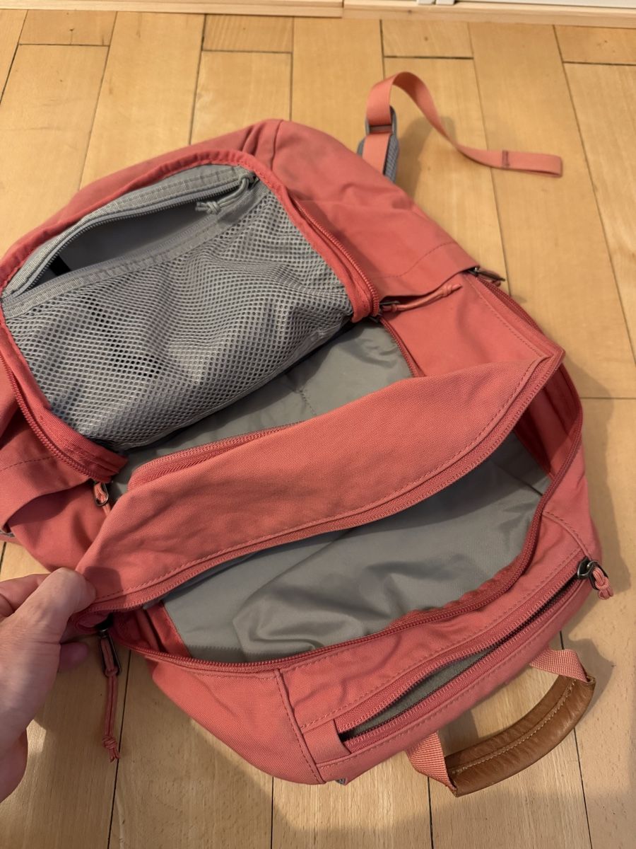Fjällräven Zaini: Fjallraven Rucksack Stoff – Usato da Basel venduto da schaeryo 1