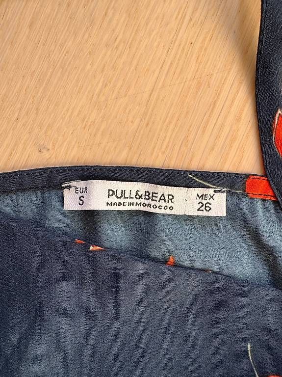 Pull&Bear Camicette: Geblühmtes Pull and Bear Oberteil – Usato da Arlesheim venduto da dan_vv9f 3