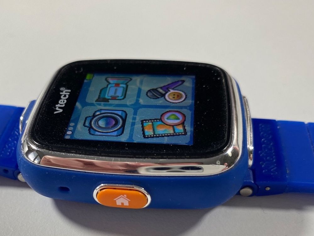 Vtech Smartwatch: Kidizoom Smartwatch | V-Tech | works ok incl. charge cable – D'occasion à Horgen par thesilverarrow 2