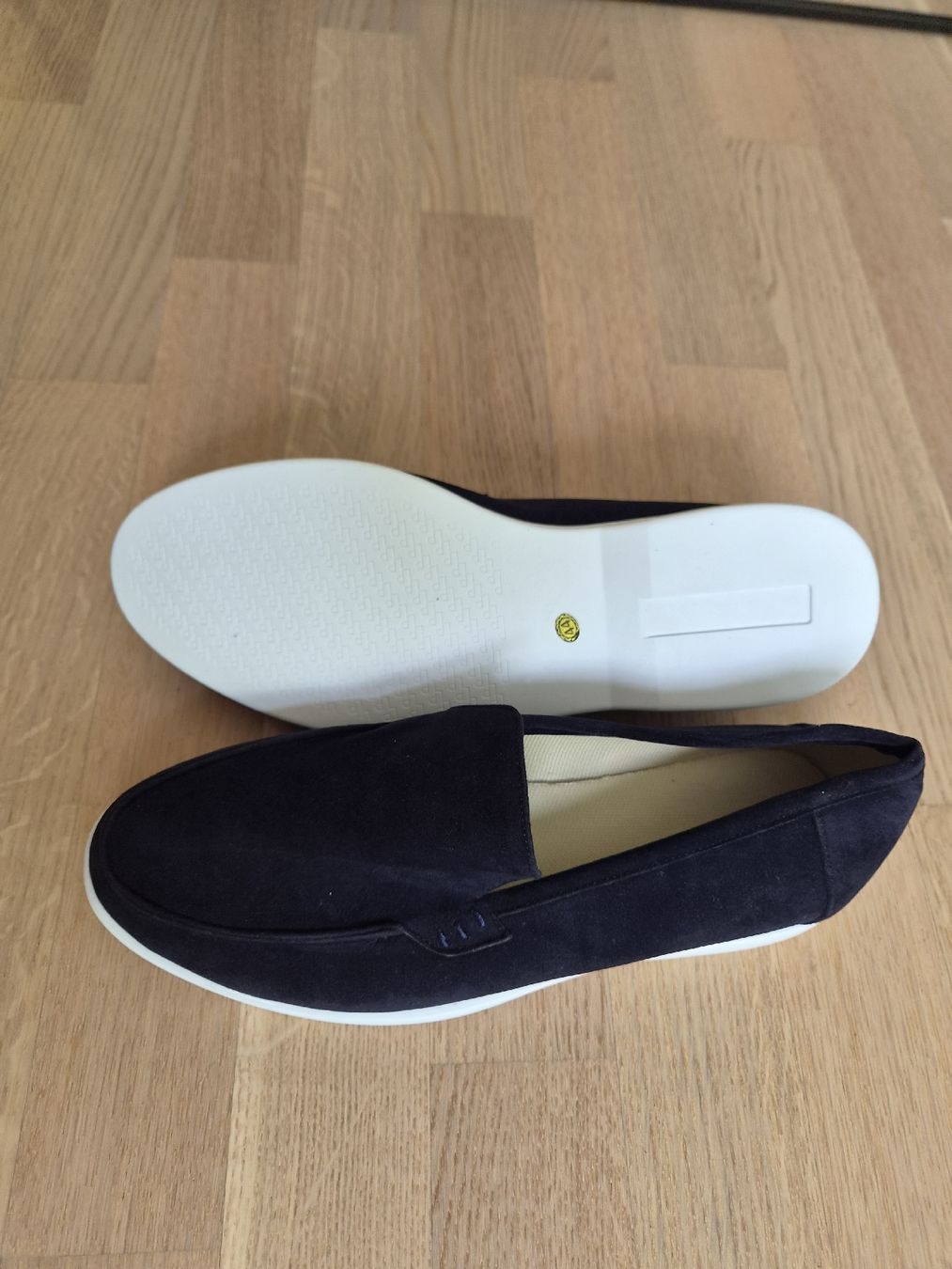 Chaussures hommes: Loafer / Slipper navyblau Gr. 44 – D'occasion à Goldach par Napoleon_1992 2