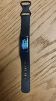 Fitbit Charge 6  mit Ladekabel und Armbänder