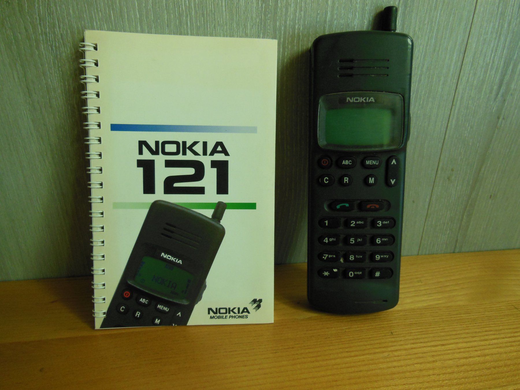 Nokia Portables: Téléphone Nokia 121 avec manuel, bon état – D'occasion à cortébert par tx37 1
