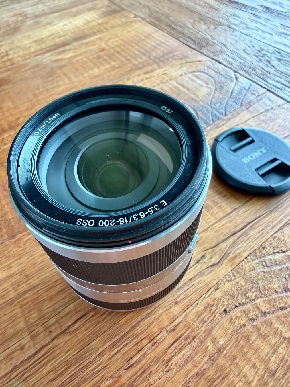 Sony Obiettivi: Sony E 18-200mm OSS Objektiv APS-C E-Mount – Usato da Zürich venduto da MJM12 1