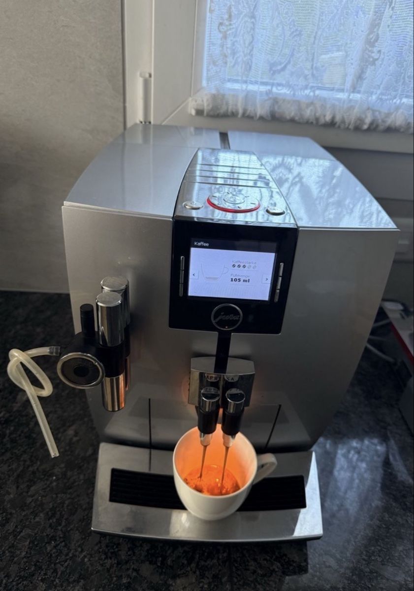 Jura Macchine per caffè & Macchine per espresso: Jura Impressa J9 – Usato da Buttikon SZ venduto da KaffeeGenussBronja 1