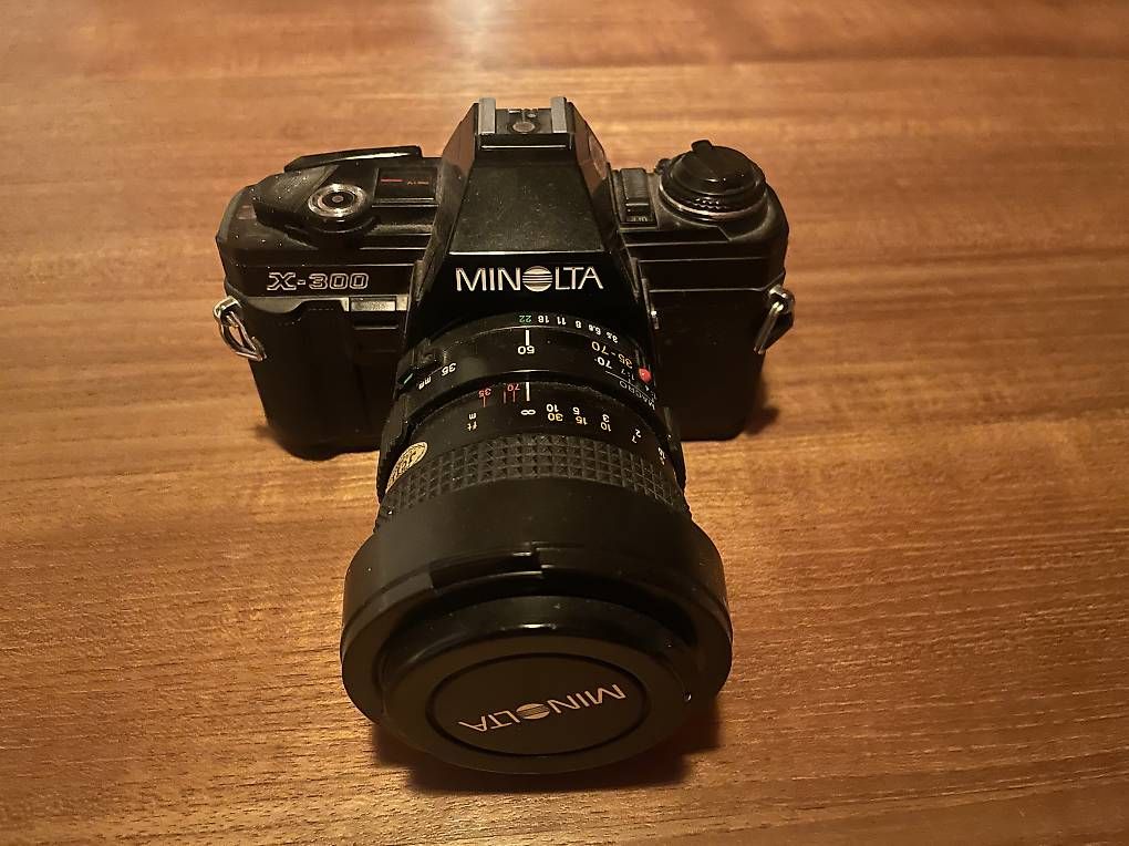 Fotocamera: Minolta X-300 Kamera – Usato da Hünibach venduto da baumk4 1