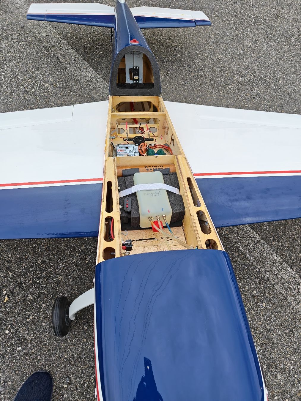 RC Modellbau: RC Kunstflugzeug Extra 260 – Gebraucht aus Kallern von Slobsen 8