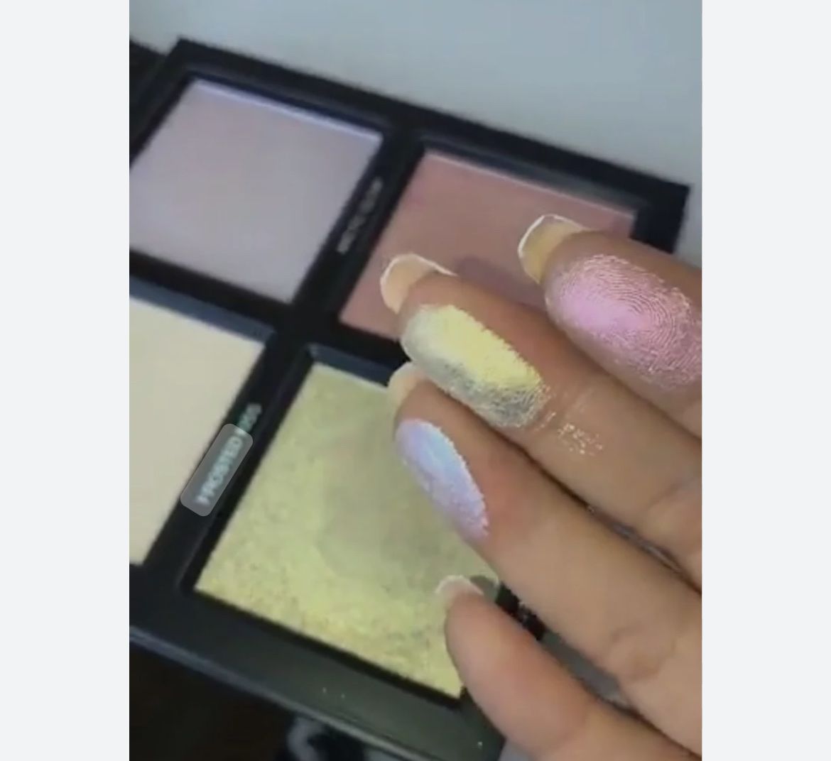 Huda Beauty Make-up: Huda highlighter palette – Nuovo (secondo la descrizione) da Affoltern am albis venduto da onlyrose123 5